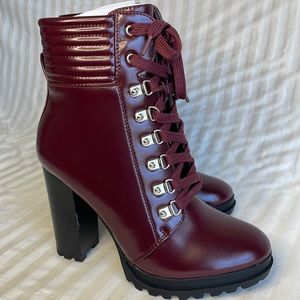 Women’s Ankle boots size 7.5. Brand new